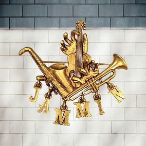 Vintage AJC Music Jazz Band Jammin Instruments 3" Brooch Large Gold Tone‎